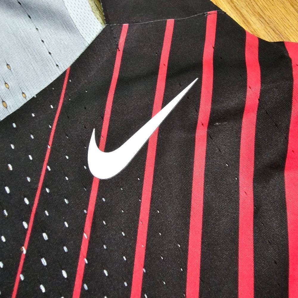 Nike Aeroswift Bowerman Track Club Running Tank Top Racing Singlet Black Red L - Picture 3 of 16